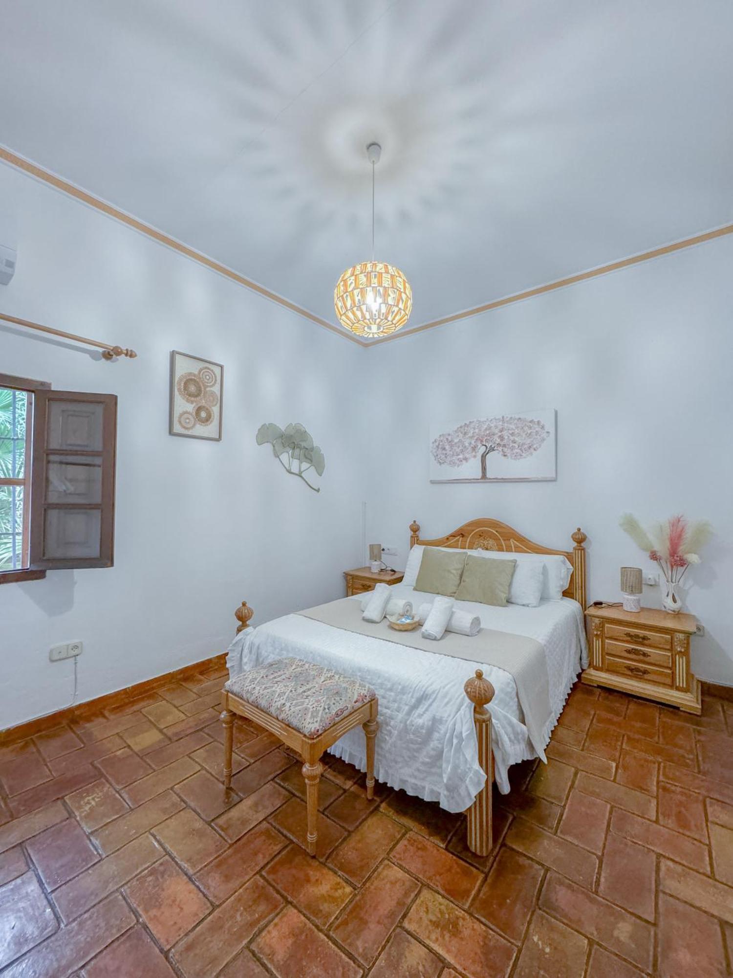 Garden Suites Xativa Casa Rural Exterior photo
